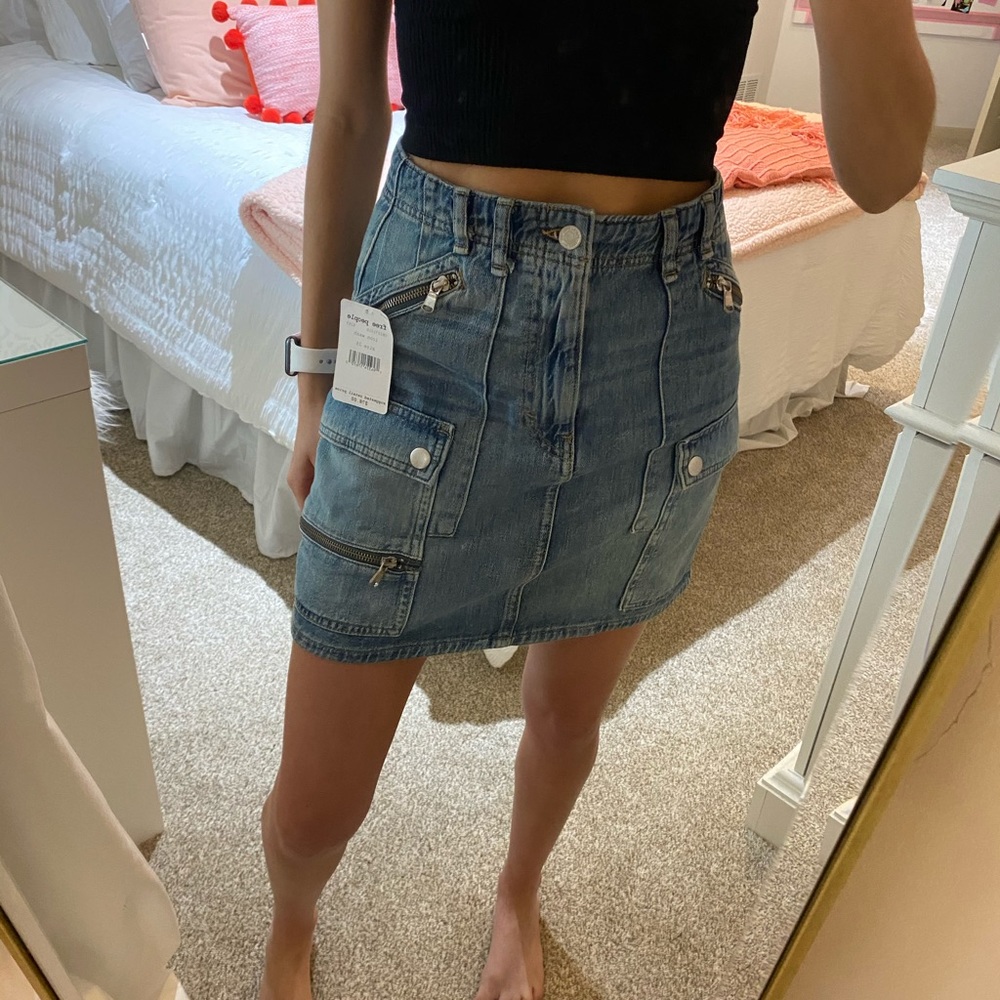 FREE PEOPLE utility denim mini skirt!!